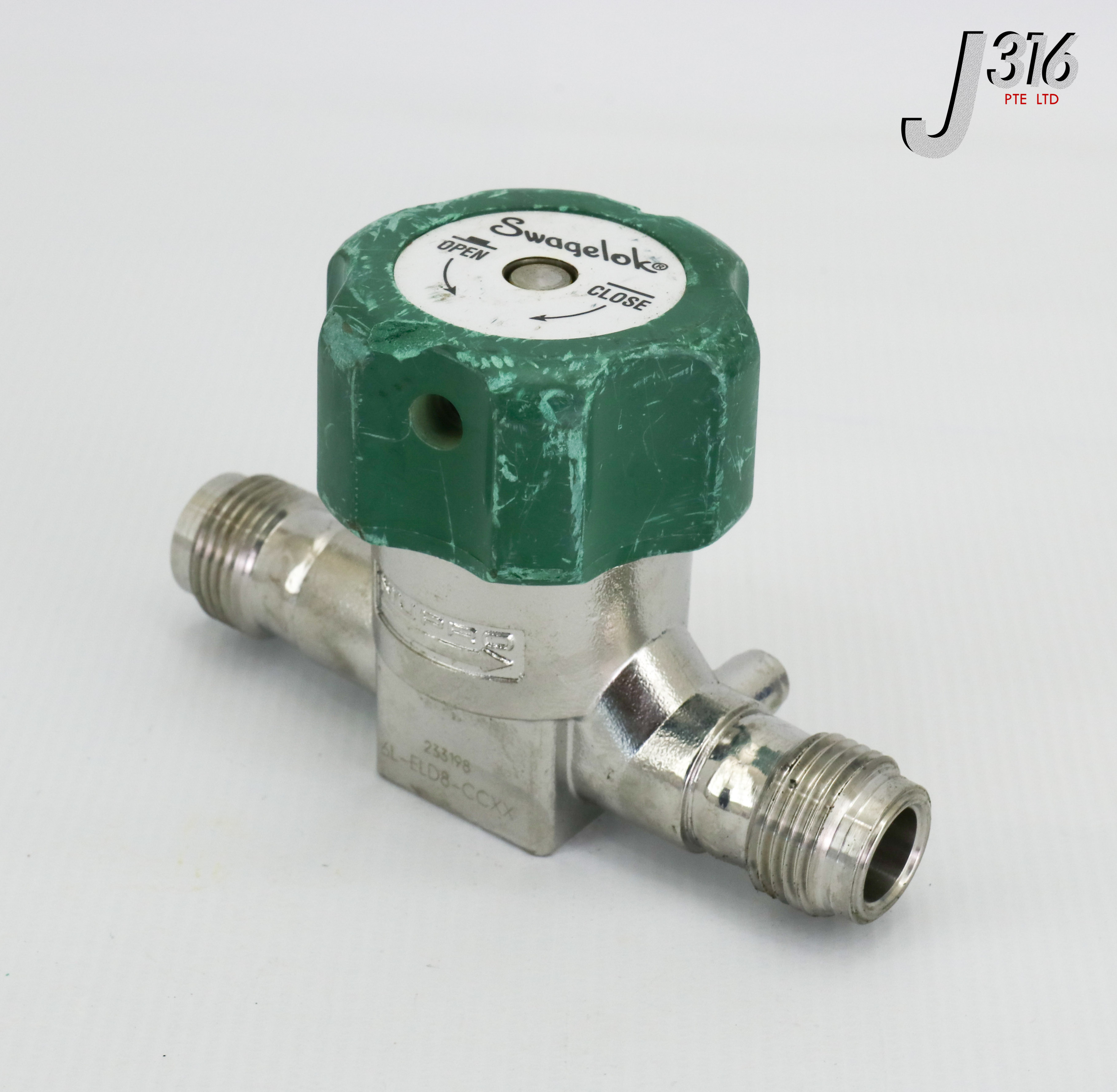SS 20240 SWAGELOK EP CAST BODY BULK GAS DIA SEALED VLV 6L-ELD8-CCXX